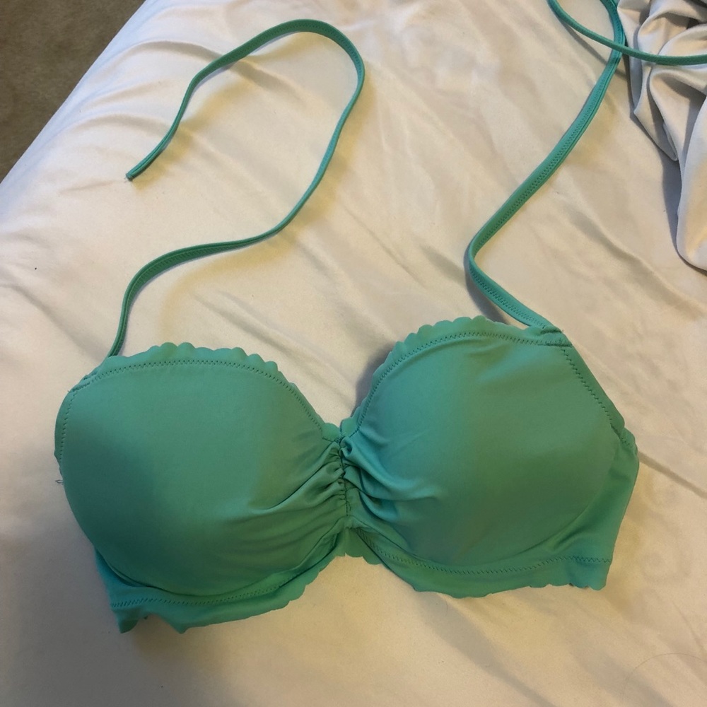 Victoria’s Secret Bikini Top